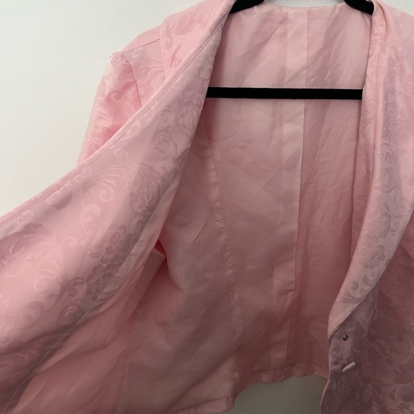 Vintage Pink Blazer Cropped Shiny Floral Barbie Pink Blazer Shrug Audrey Hepburn - Picture 9 of 15